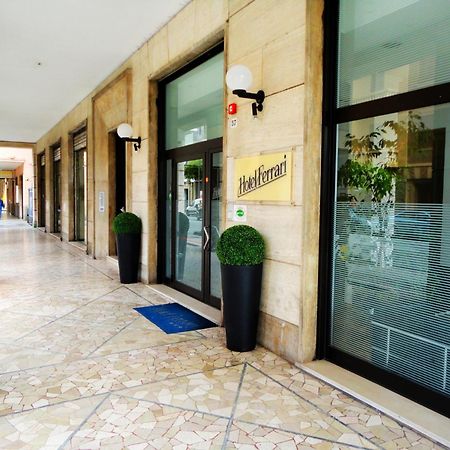 קיאברי Hotel Ferrari מראה חיצוני תמונה